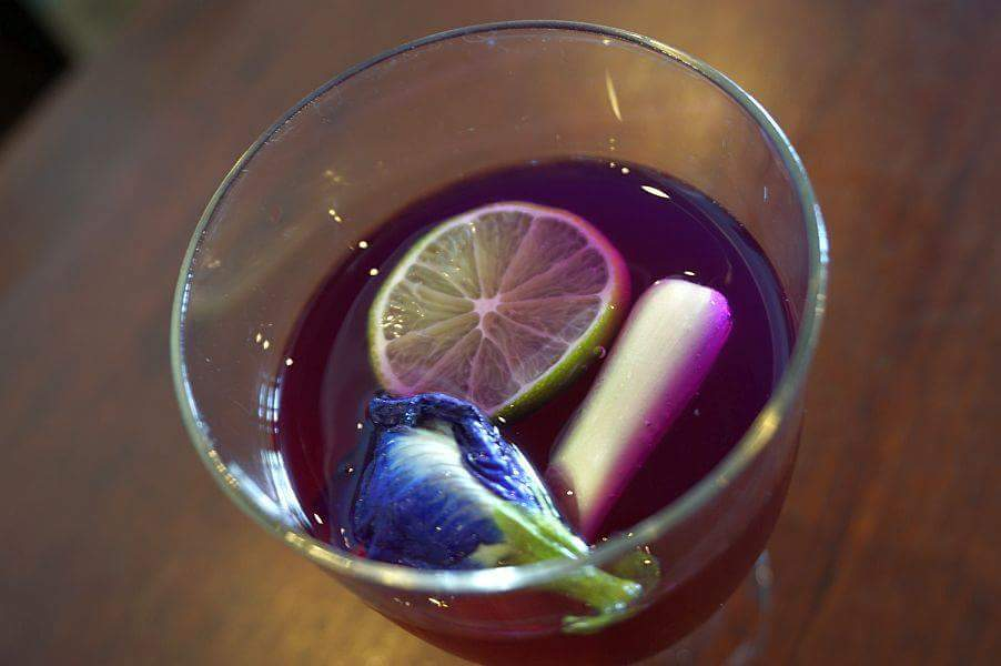 チョウマメ／バタフライピーとレモンとレモングラスのハーブティー/Butterfly pea-lemon-lemon grass tea