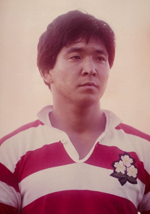 東芝のCMにラグビー日本代表当時の河瀬教授が登場! 摂南大学