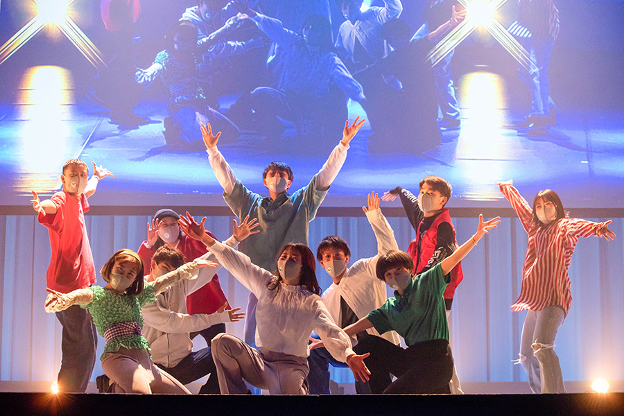 Welcome Dance Performance